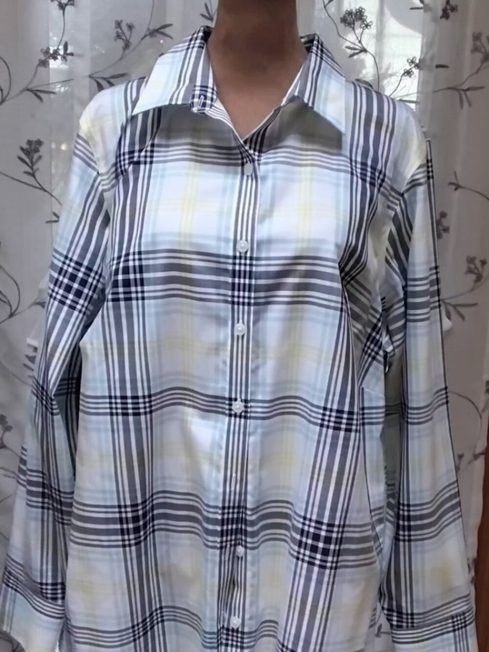 20 W Lands’ End Women Supima Non-Iron Plaid Long Sleeve Button Down Dress Shirt